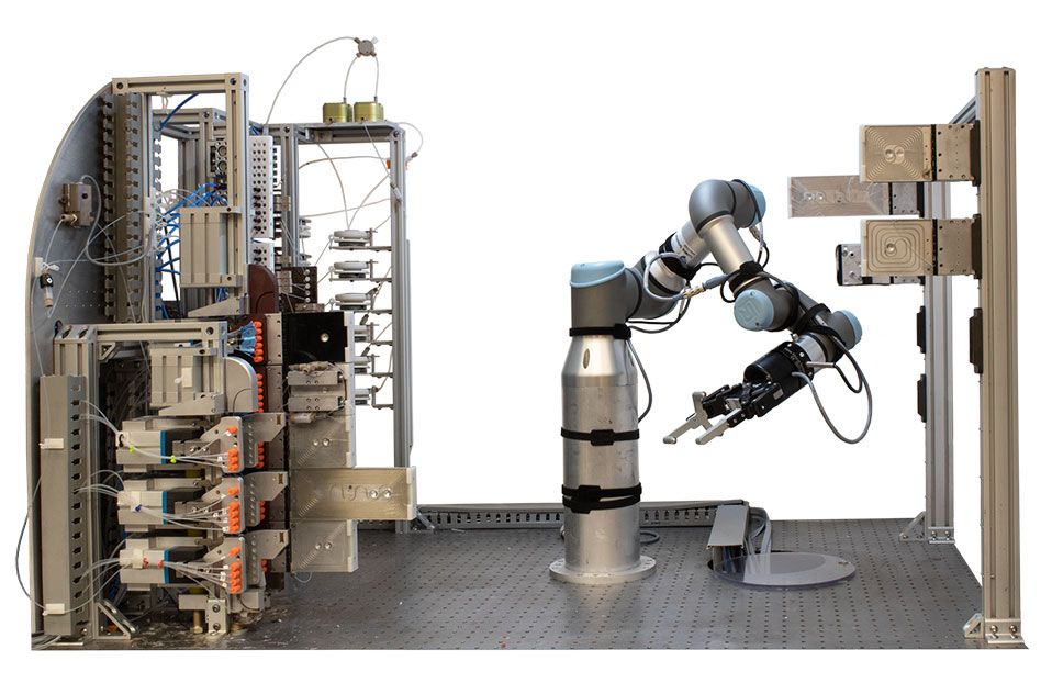 An image of the robotic device described in the caption.