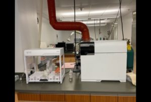An instrument in the undergraduate lab.